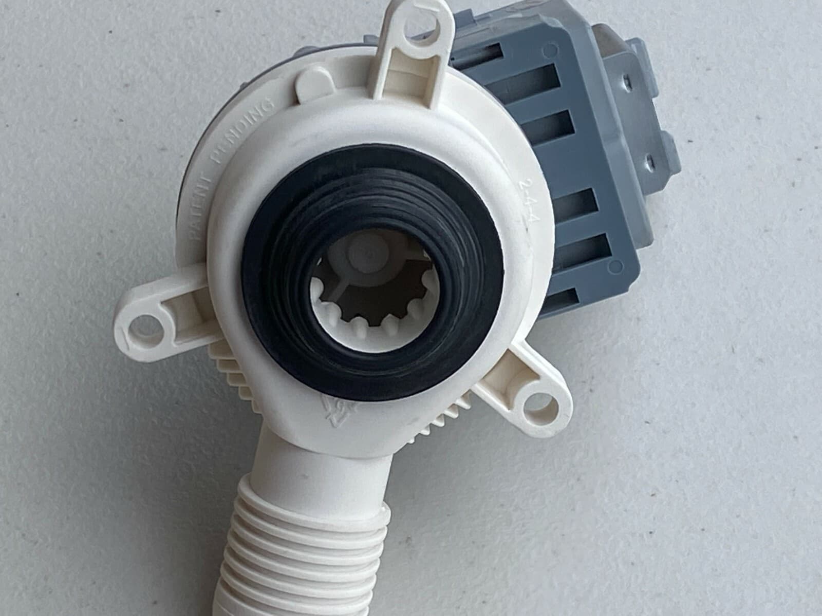 Genuine Whirlpool Washer Drain Pump Assembly W10276397 — thumbnail 10