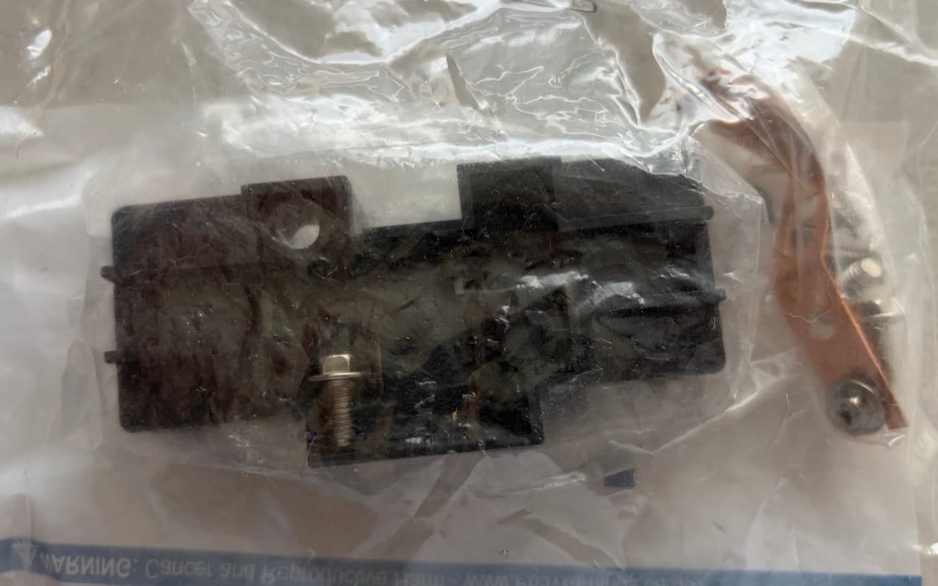 WB27X31509 OEM GE Range Terminal Block Assembly New Genuine